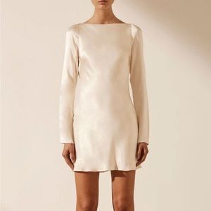 LA LUNE LONG SLEEVE BACKLESS MINI DRESS